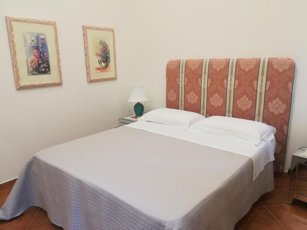 Luxury Apartment Carmen N 2 Centro Storico Di Taormina Bagian luar foto